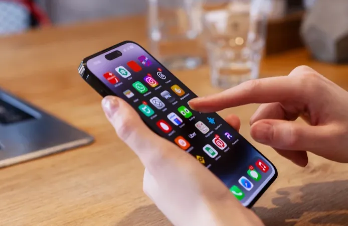 iPhone Sahipleri Dikkat: Yeni 'Coruna' Casus Yazılımı Verilerinizi Hedef Alıyor!