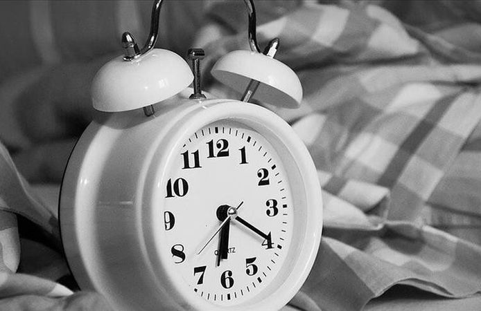 Sabah yorgun uyanmaya son: Güne zinde başlamanın 6 bilimsel yolu!