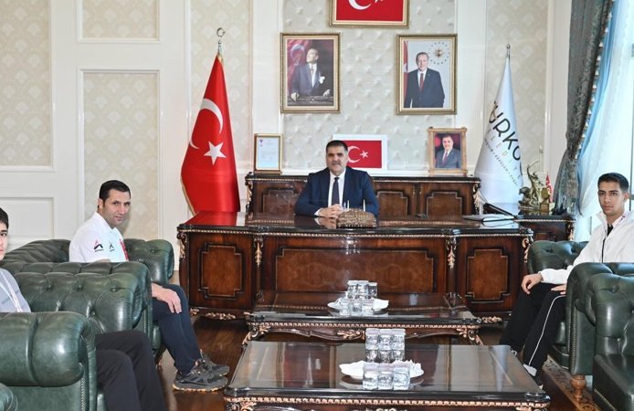 Türkoğlu Belediye Başkanı Mehmet Karaca’dan Şampiyonlara Tebrik: Başarımız Tescillendi