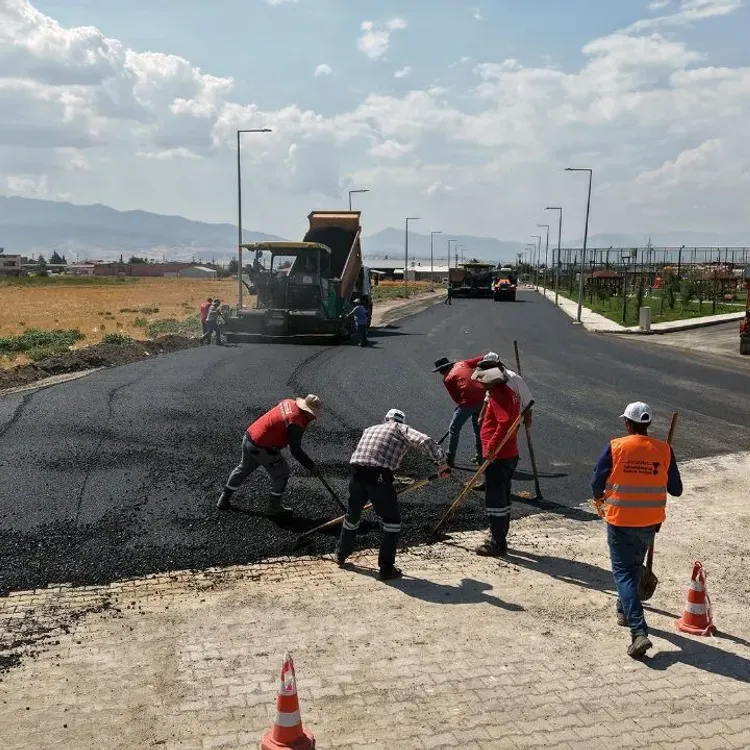 Kahramanmaraş İstasyon Mahallesi Yol Yenileme Çalışması
