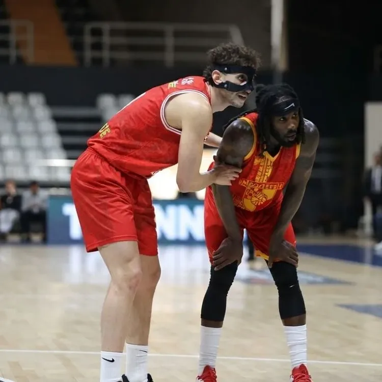 Kipaş İstiklal Basket Sezona Yenilgiyle Başladı