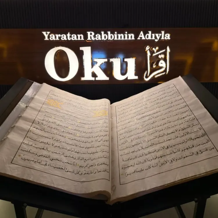 Kahramanmaraş Dev Mukaddes Emanetler Sergisine Ev Sahipliği Yapıyor