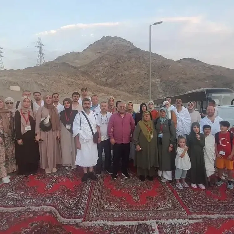 Kahramanmaraş'taki Acılı Aileler Umre İbadetinde