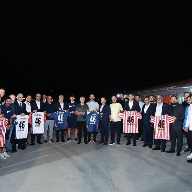 Kahramanmaraş Valisi Ünlüer İstiklalspor ile Buluştu