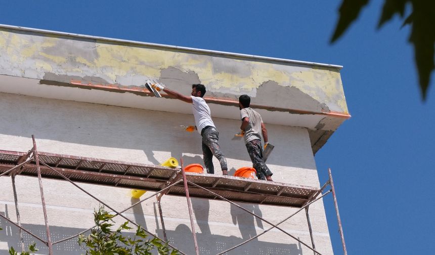 Kahramanmaraş'ta inşaat işçilerinin tehlikeli çalışması kamerada