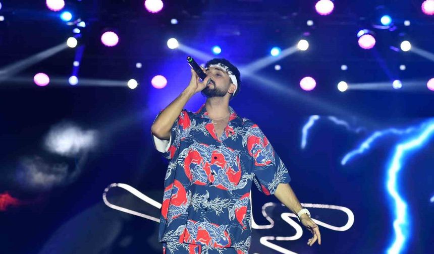 Aydın 7 Eylül Kurtuluş Günü: Ünlü Şarkıcı Sefo Konseri ve Alaşehir Üzüm Festivali Lezzet Yarışması