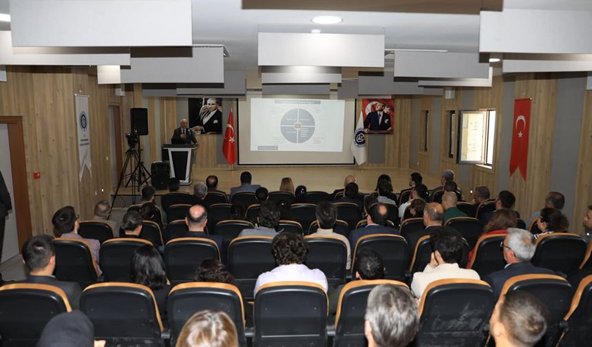 KİÜ’de “Yükseköğretim Kalite Güvence Sistemi” konferansı