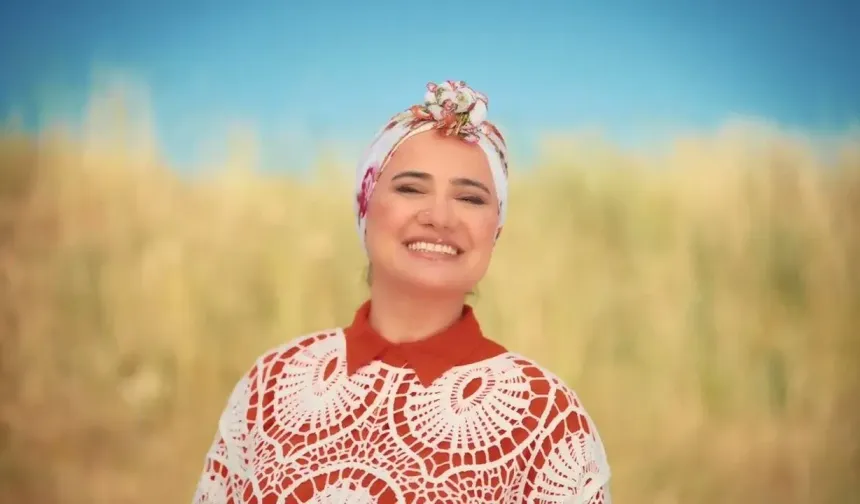 Aynur Bolat’tan hayranlarına sürpriz! İşte Aynur Bolat'ın yeni şarkısı "Elbistan Güzeli"