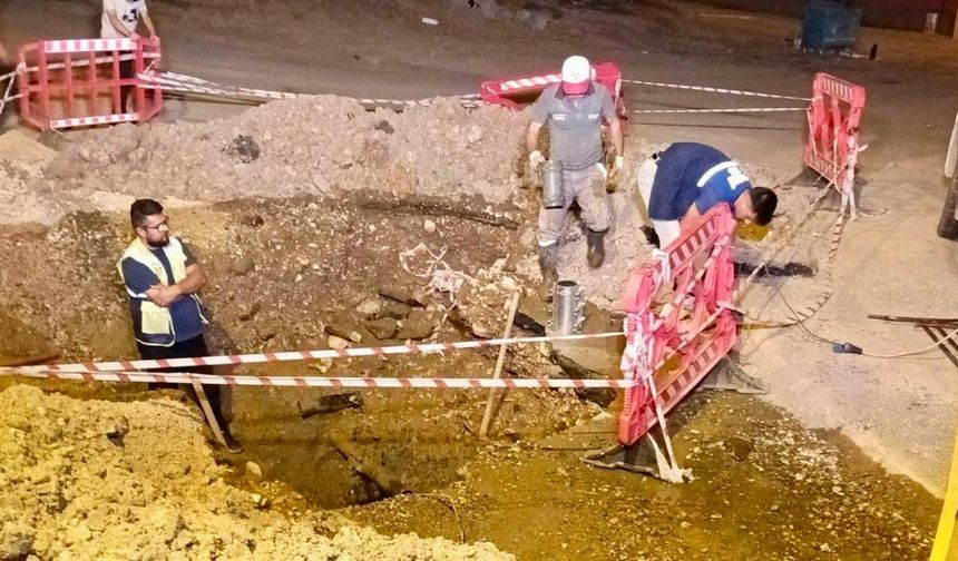 Kahramanmaraş'ta Sosyal Medya Paylaşımıyla Su Borusunu Patlattı: Koca mahalle susuz kaldı