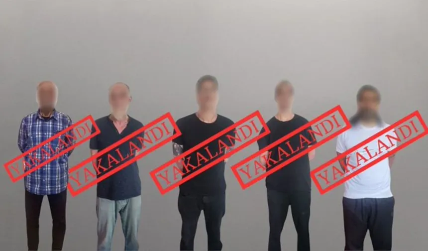Kırmızı bültenle aranan 5 kişi yakalanarak Türkiye'ye getirildi