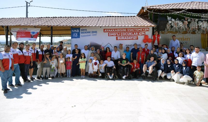 Büyükşehir, DMD’ye Farkındalık İçin Yanında