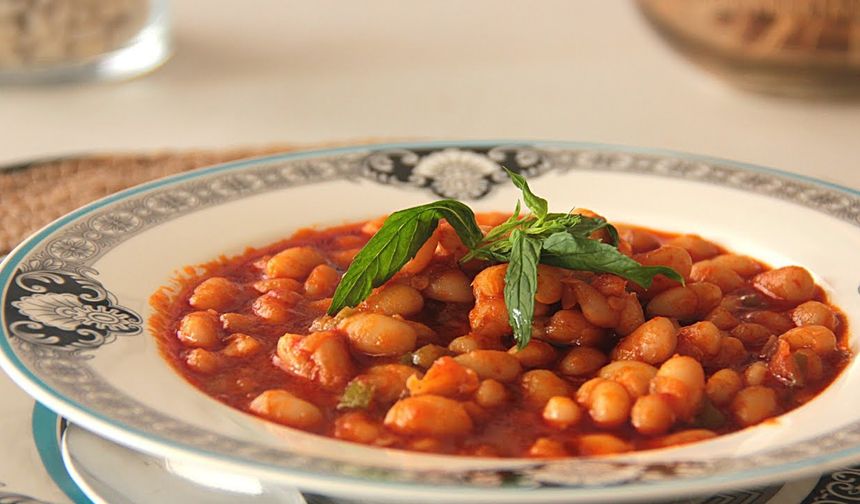 MasterChef’ten Çayeli kuru fasulye tarifi: Adım adım nasıl yapılır?