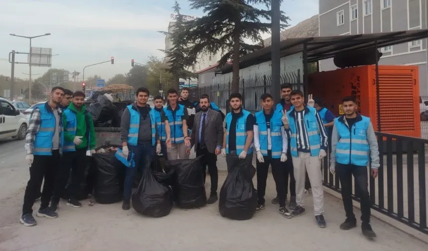 Helal olsun gençler! Kahramanmaraş'ta öğrenciler pırıl pırıl etti
