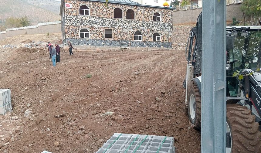 Başkan Karaca: Türkoğlu'nda Hizmet Seferberliği Aralıksız Sürüyor