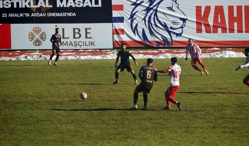 İstiklalspor, Aliağa FK'yı 2 golle geçti