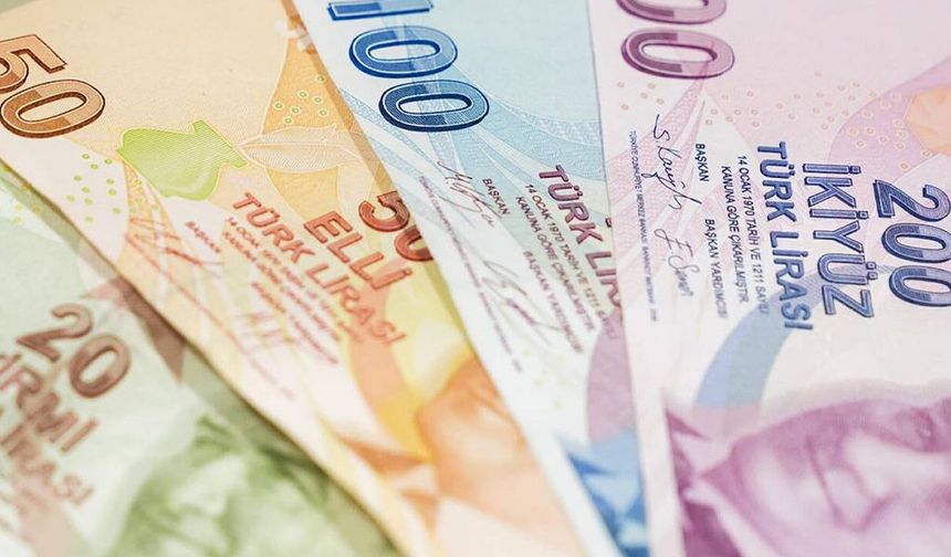 2026 Bayram İkramiyesi Ne Kadar? Torba Yasada Emekliyi Üzen Detay