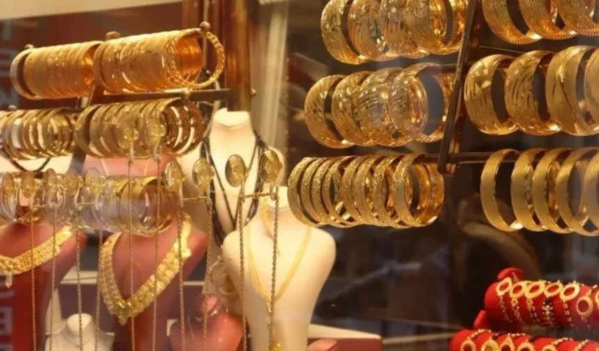 Altın fiyatları bayram sabahı ters köşe yaptı! 20 Mart gram ve çeyrek altın fiyatlarında son durum ne?