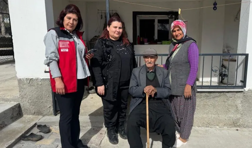 Andırın'da bayram bereketi: Bakan Göktaş'ın selamı yaşlıların kapısını çaldı!