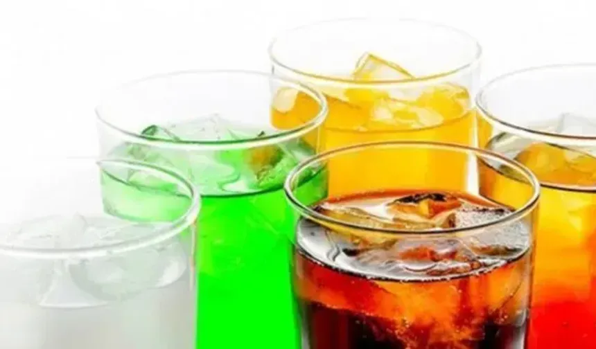 Şekerli İçecekler Gençlerde Anksiyete Riskini Yüzde 34 Artırıyor