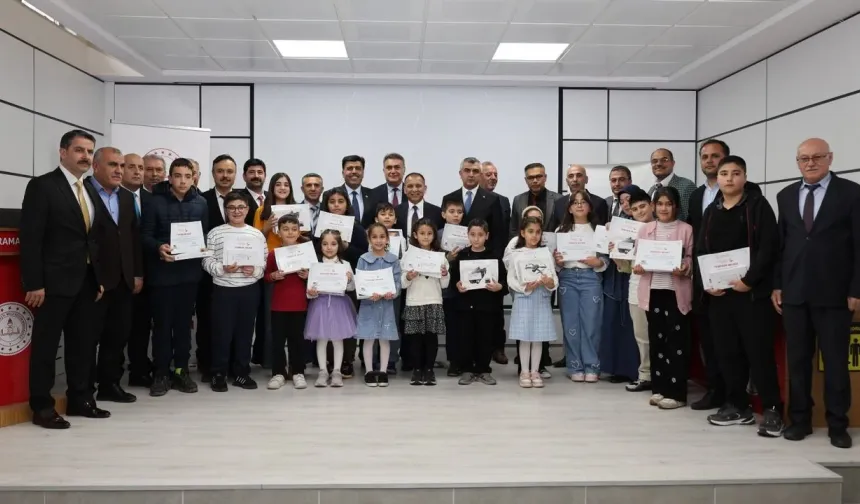 Kahramanmaraş’ta Kitap Kurdu Öğrenciler Ödülleri Topladı: İşte Kazanan Listesi