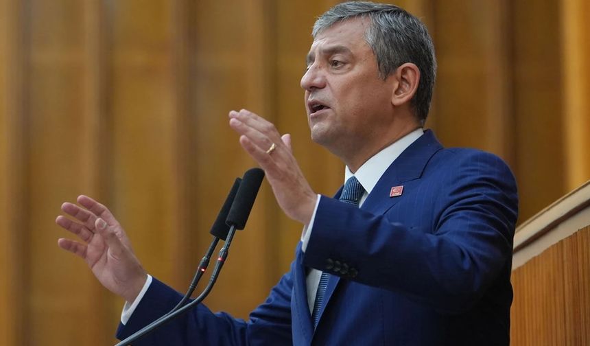 CHP'de tarihi grup toplantısı! Özgür Özel'den flaş açıklamalar
