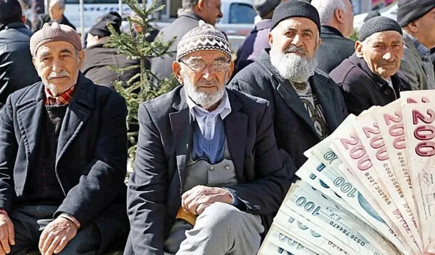 En Düşük Emekli Maaşı Zam Farkı Ne Zaman Yatacak? SGK Ödeme Takvimi Açıklandı Mı?