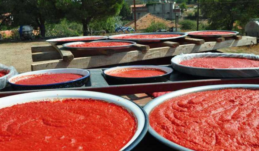 Kahramanmaraş Usulü Biber Salçası Tarifi ve Yapılışı