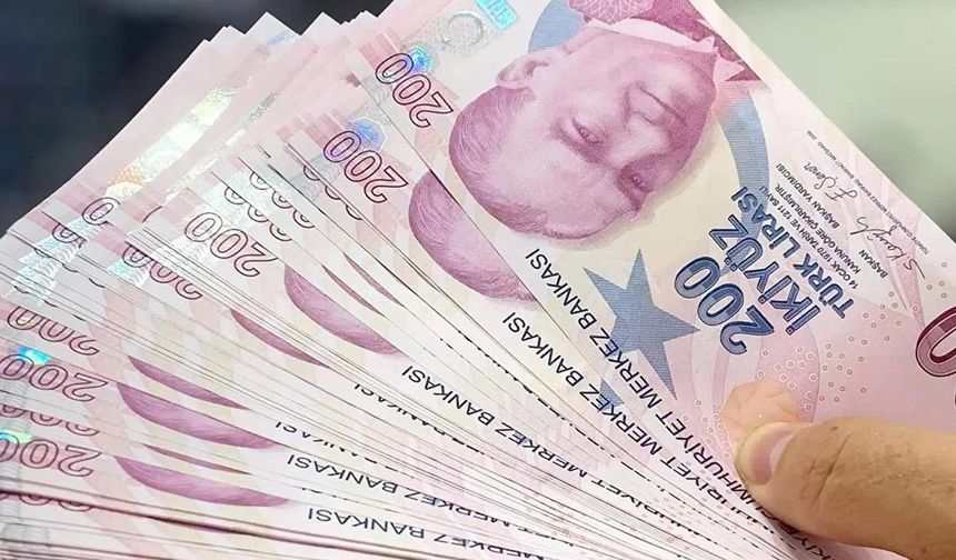 Ocak 2027 memur ve emekli maaşları için 4 farklı zam hesabı ortaya çıktı