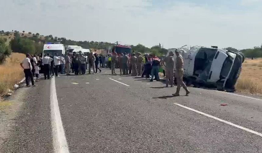 Lice’de nişan yolculuğu kazayla sona erdi: 5 ölü, 11 yaralı