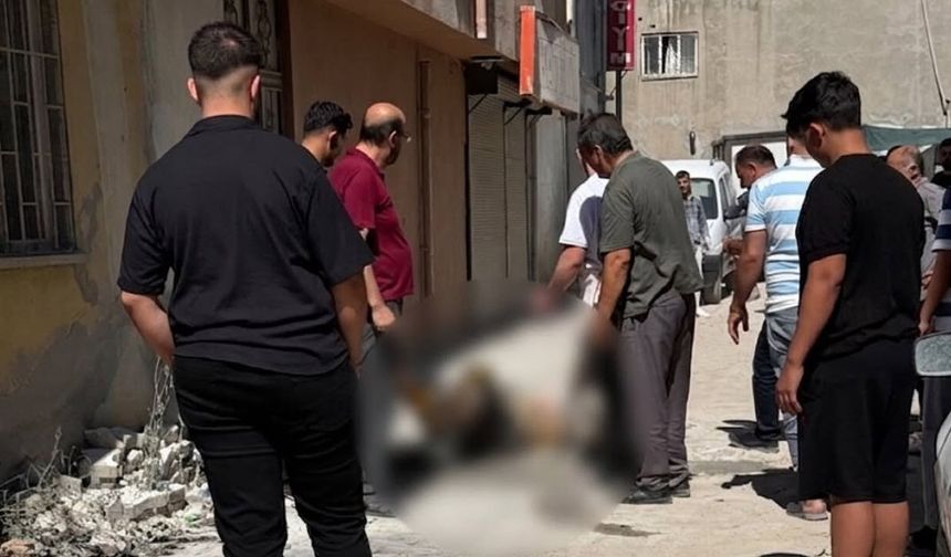 Kahramanmaraş'ta telefon görüşmesi sonrası kendini ateşe verdi!