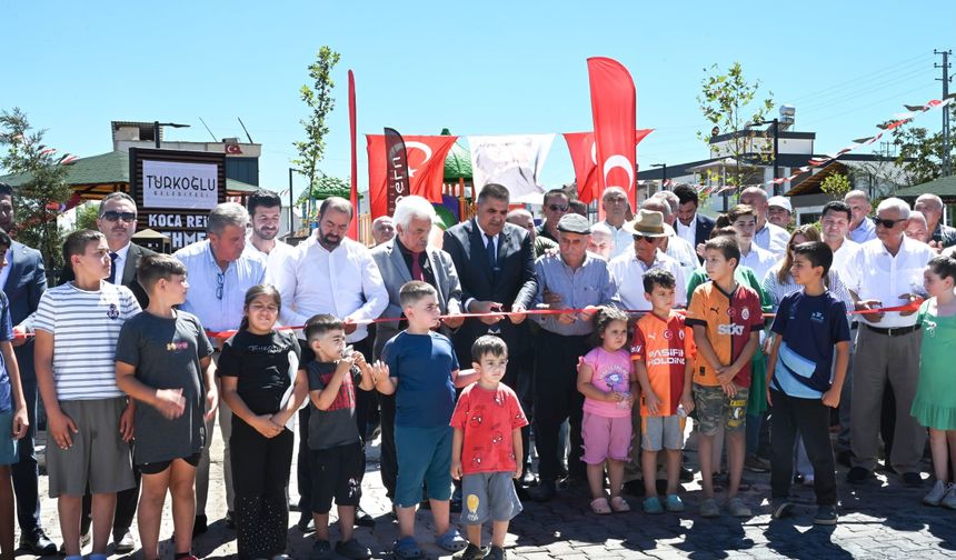 Türkoğlu’nda Koca Reis Mehmet Darıcı Parkı hizmete açıldı