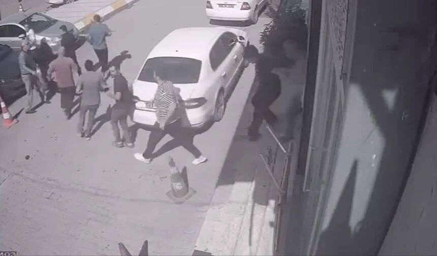 Şanlıurfa depremi Kahramanmaraş’ta da hissedildi: Deprem anı kamerada