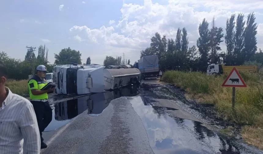 Kahramanmaraş’ta iki tır çarpıştı: 2 yaralı