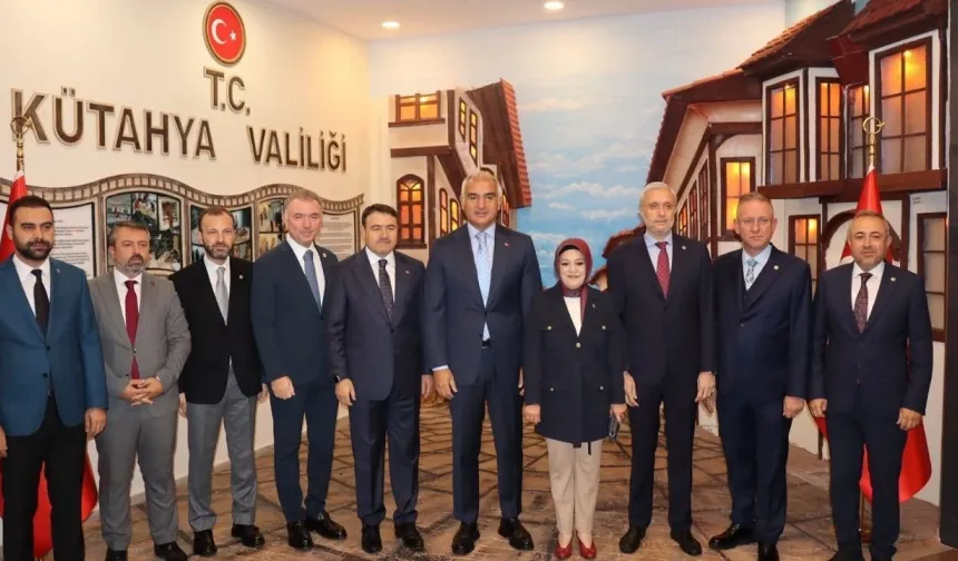 Milletvekili İrfan Karatutlu Kütahya Programında: Bakan Ersoy ile Birlikte Önemli Temaslar