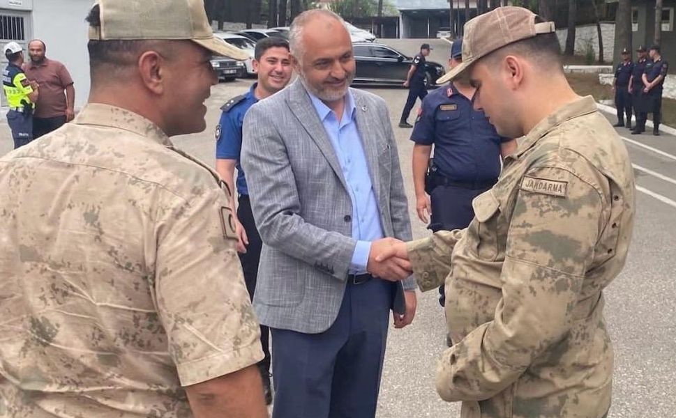 Kahramanmaraş Andırın ilçesinde  Bir Saatliğine Asker Olmanın Mutluluğu Yaşandı