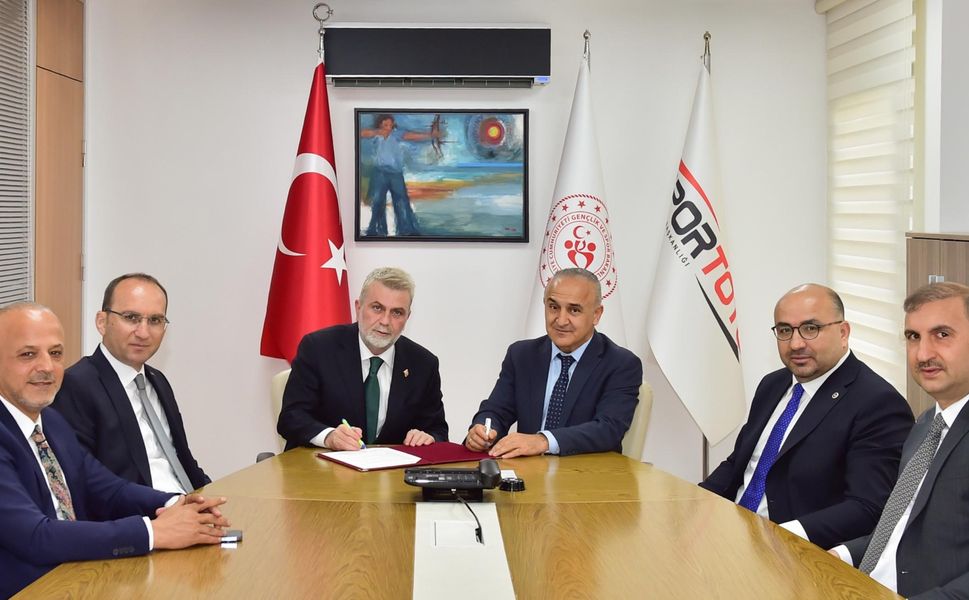 Kahramanmaraş’a 4 Yeni Spor Salonu: Gençliğe ve Spora Büyük Yatırım