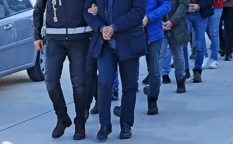 Kahramanmaraş dahil 39 ilde FETÖ’ye darbe! Çok sayıda gözaltı, tutuklamalar var
