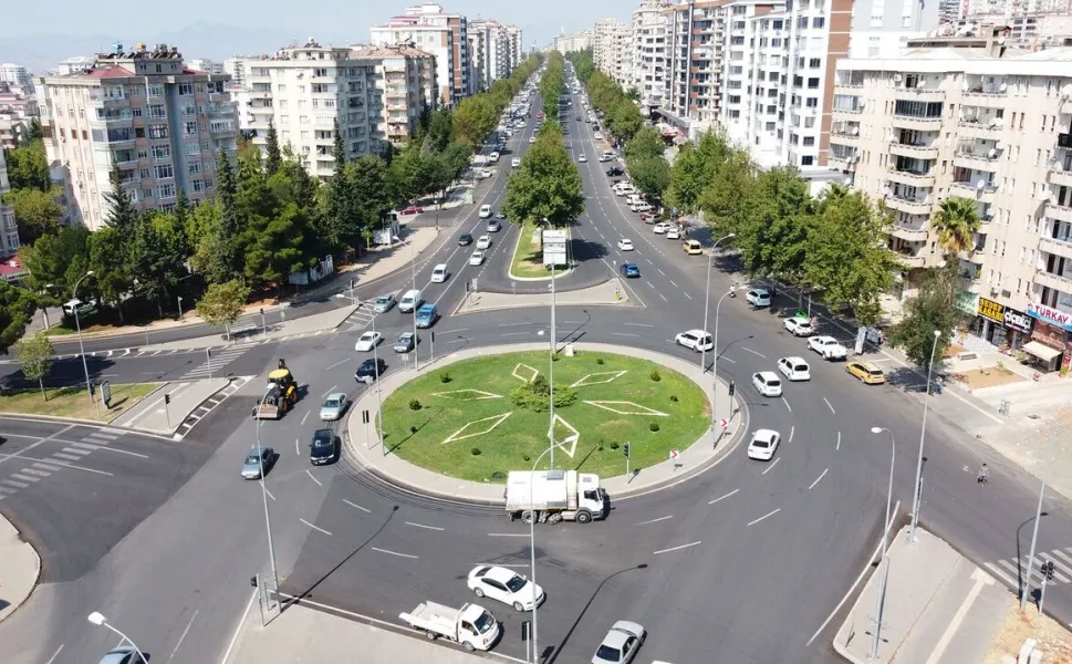 Kahramanmaraş'ta korkulan olmadı: On binlerce sürücü güne rahat bir nefesle başladı!