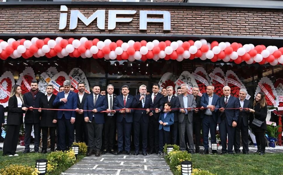 Kahramanmaraş'ta yerinde dönüşüm hamlesi: İmfa Yapı yeni merkezini açtı