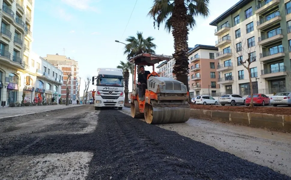Büyükşehir’den merkezde yol hamlesi: Trabzon Bulvarı baştan aşağı yenileniyor
