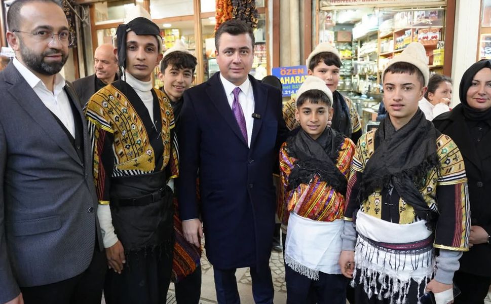 Osman Gökçek Kahramanmaraş’ta: Depremin 3. Yılında Esnafla Bir Araya Geldi