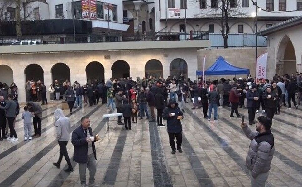 Kahramanmaraş Ulu Cami'de Tarihi An: 3 Yıl Sonra İlk Bayram Namazı Kılındı