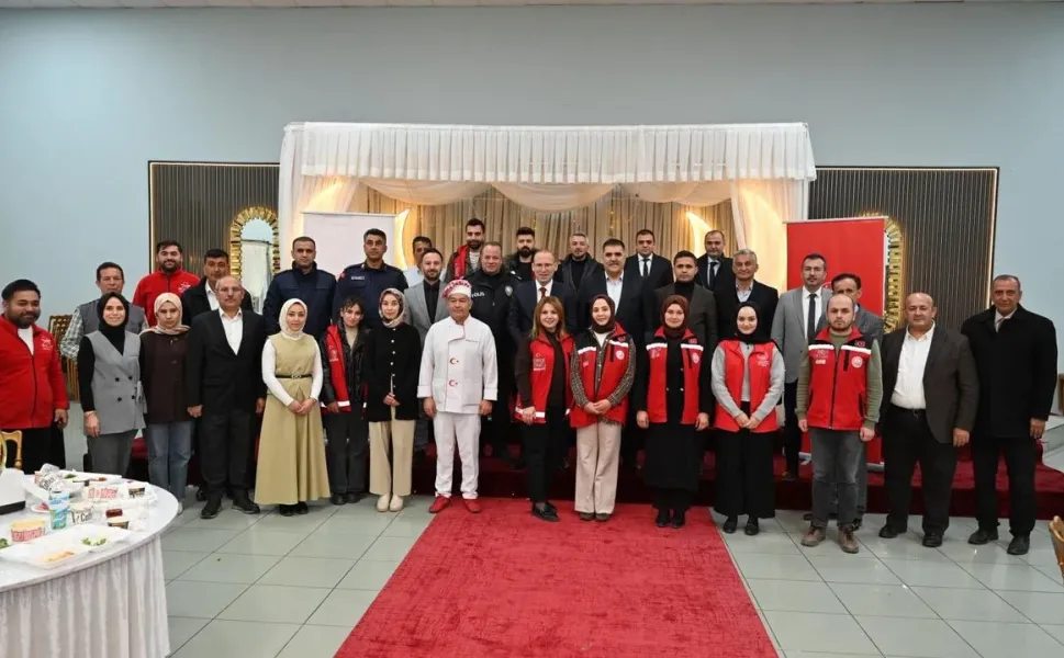 Kahramanmaraş’ta Yürekleri Isıtan İftar: Yetim Çocukların Mutluluğu Görülmeye Değerdi