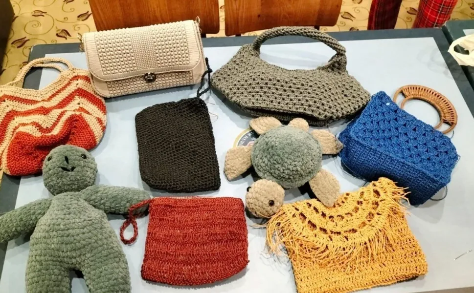 Kahramanmaraş Avşar Yurdu’nda Terapi Gibi Kurs: Öğrenciler Şişleri Ele Aldı