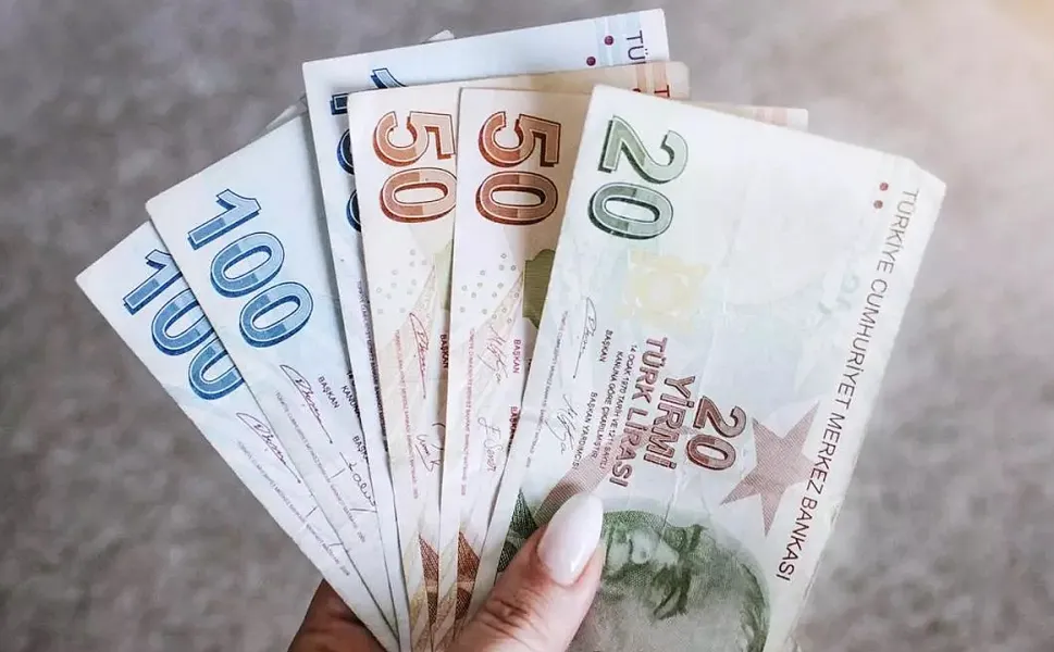 Kahramanmaraş’ta dereceye giren öğrencilere bayram harçlığı