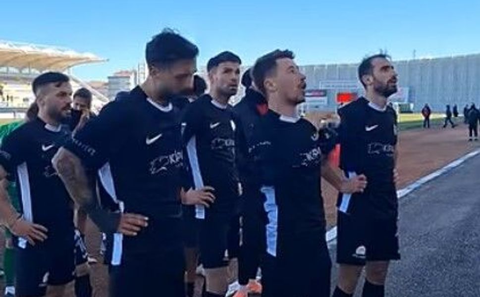 İstiklalspor futbolcuları: Bu takımı yine biz şahlandıracağız