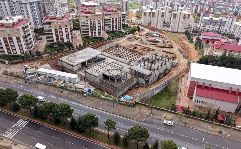 Kahramanmaraş’ın Yeni Nesil Gençlik ve Spor Kompleksi Hızla Yükseliyor