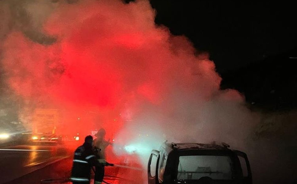 Kahramanmaraş’ta Peş Peşe Yangın: Araçlar Alevlere Teslim Oldu