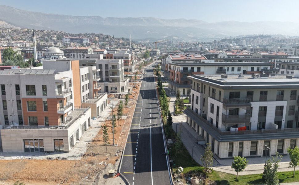 18 Milyonluk Asfalt Seferberliği: Azerbaycan Mahallesi’nde Yol Sorunu Bitti