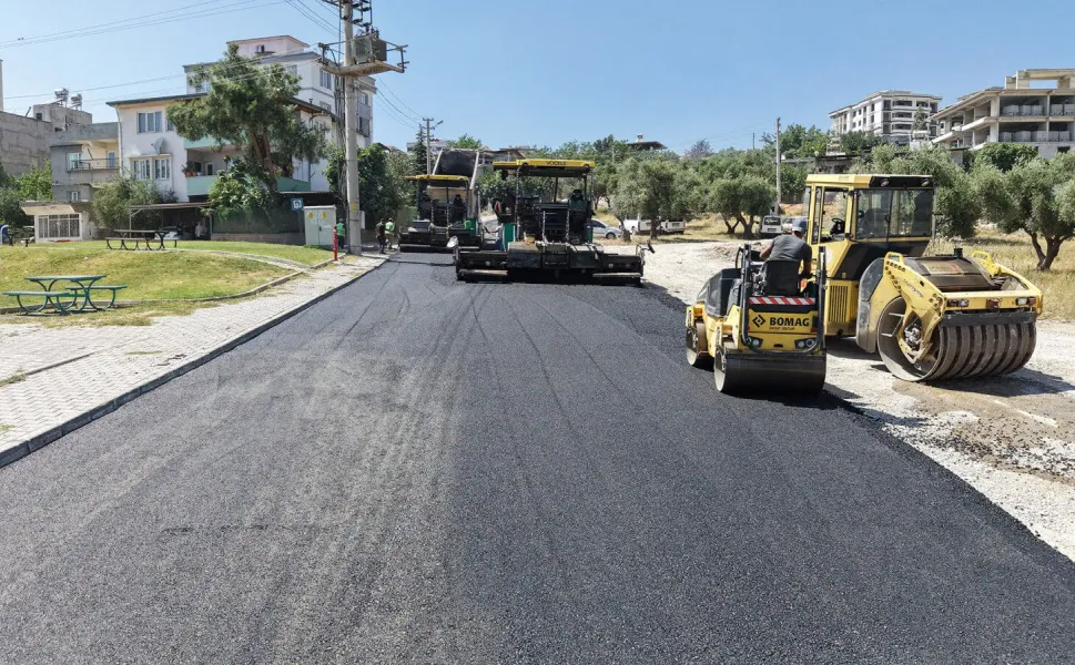Büyükşehir Belediyesi 17 Noktada Yol Yeniliyor